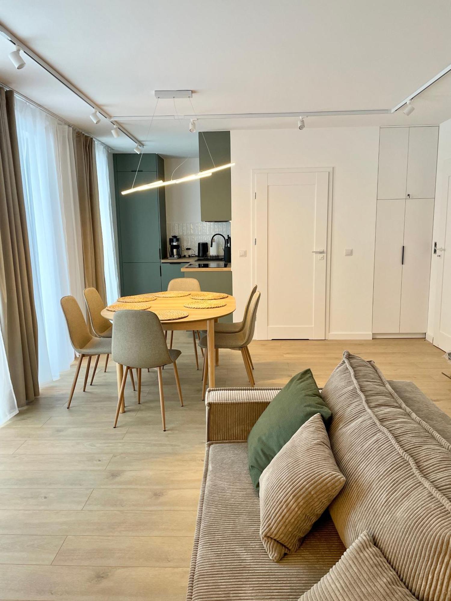 Villa Minimal. Dom Caloroczny W Gorach